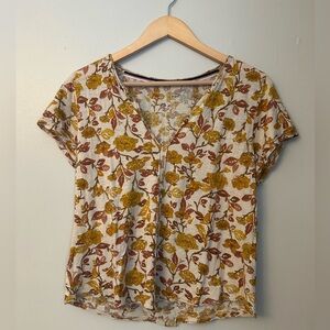 Pilcro Cream Short-Sleeve Floral V-Neck Top with Mustard and Rust Print Size MP